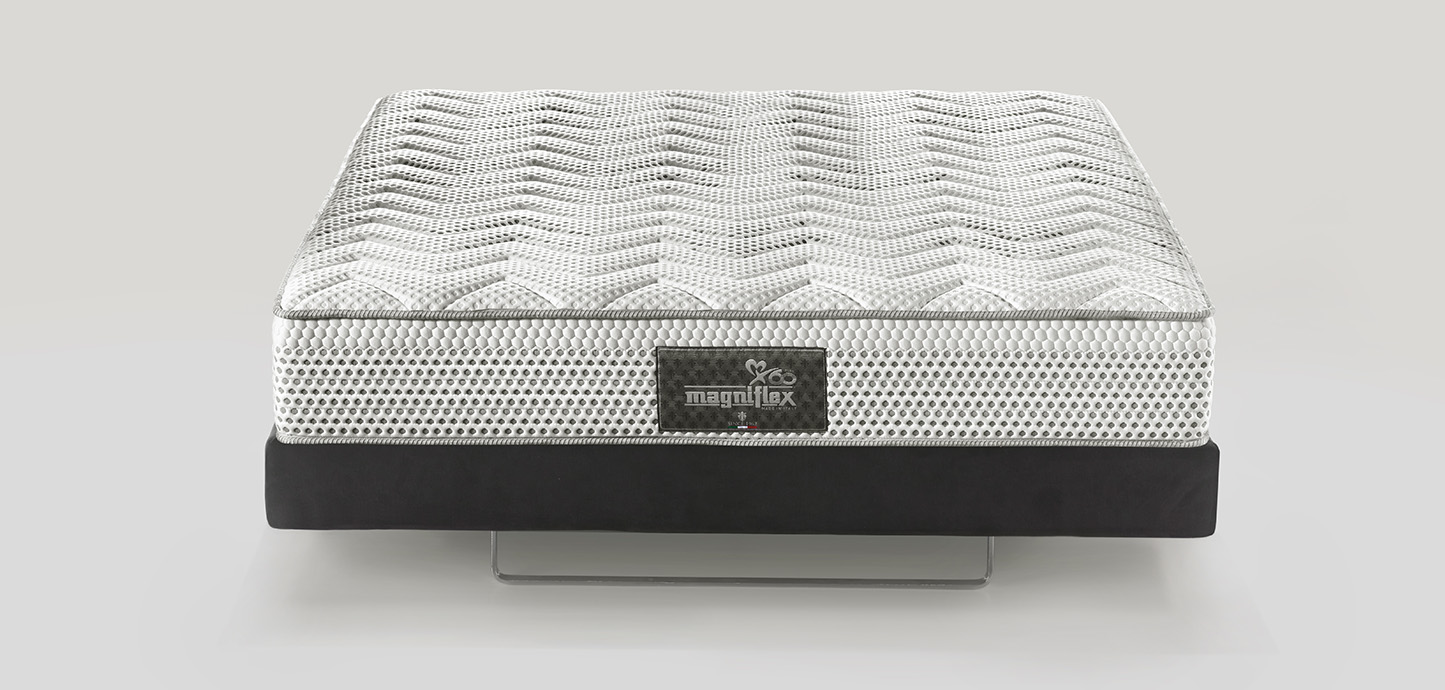 MMO128AA00029-1445x690-3-principal